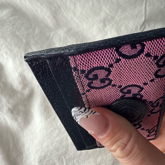 Gucci monogram card holder - Picture 7 of 16